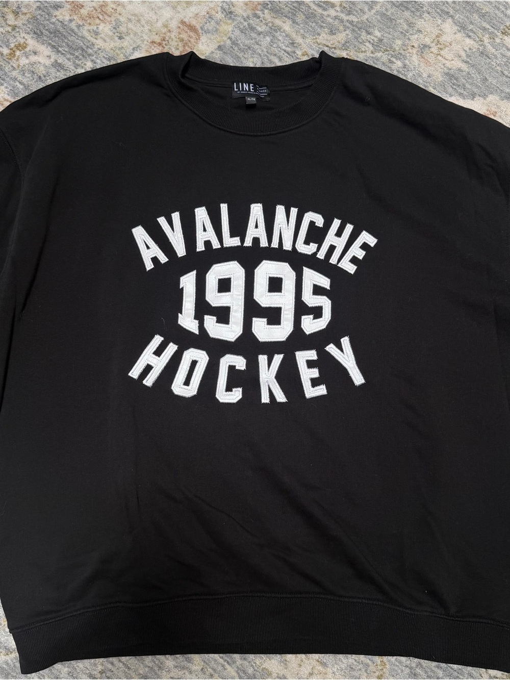 Fanatics Black Crewneck Sweatshirt with White 'Avalanche 1995 Hockey' Graphic